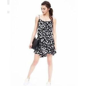 Banana Republic Print Ruffle Hem B&W Dress XS